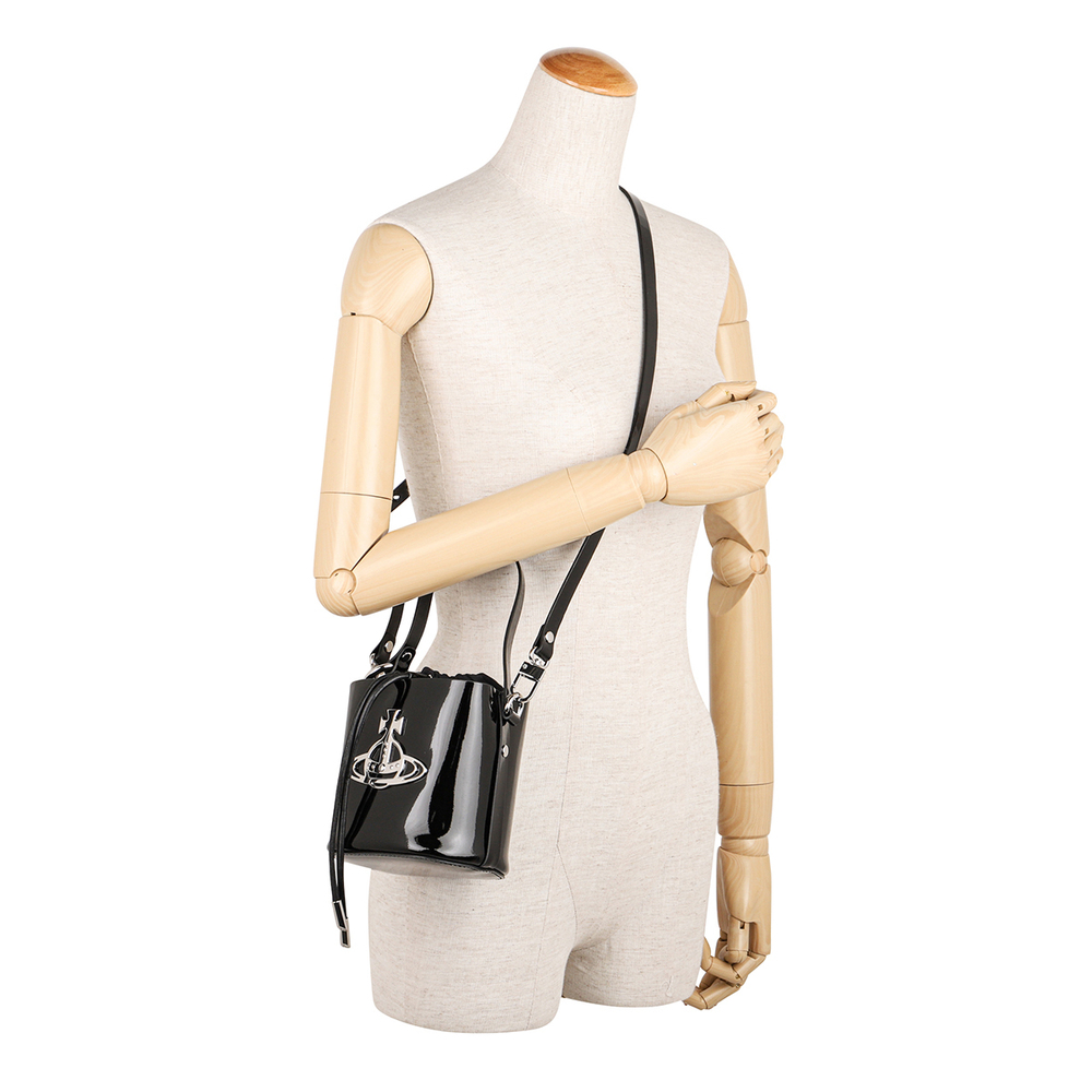 Vivienne Westwood Shoulder Bag Shiny Patent Black - Picture 6 of 9